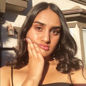 Meet your Posher, Aarushi